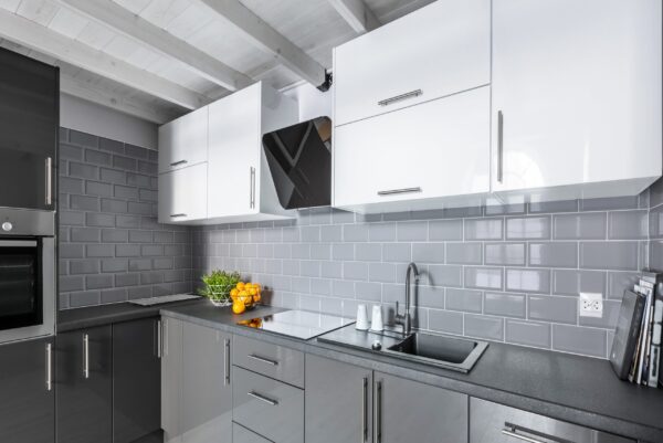 紐約地鐵磚 (亮灰色)